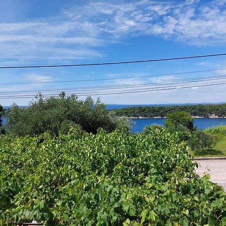 Apartments Mlacovic Rab Town Luaran gambar