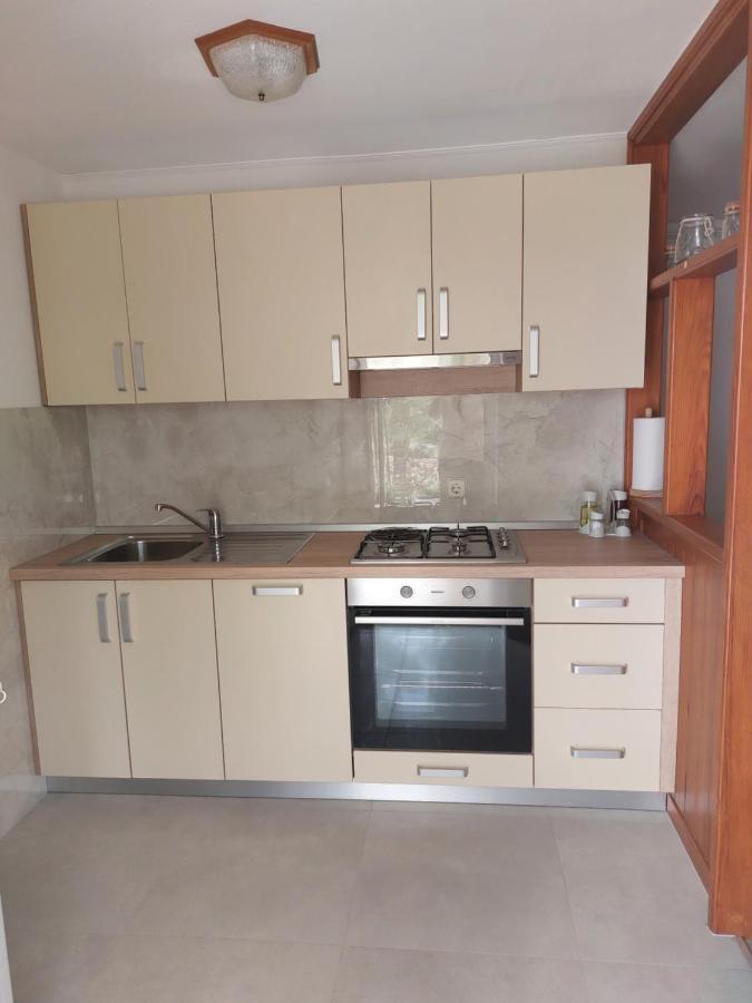 Apartments Mlacovic Rab Town Luaran gambar