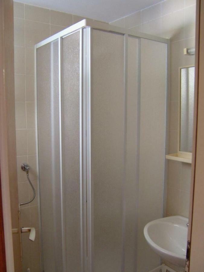 Apartments Mlacovic Rab Town Luaran gambar