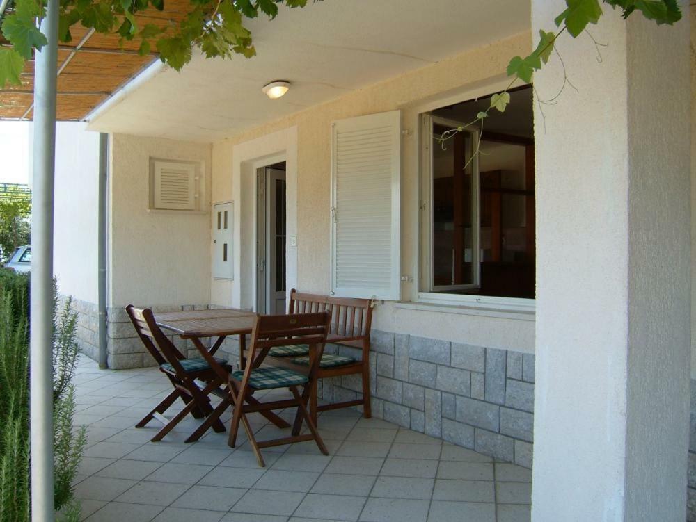 Apartments Mlacovic Rab Town Luaran gambar